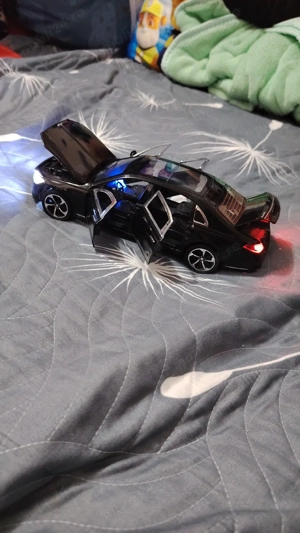 Vând masini metalice  - imagine 2