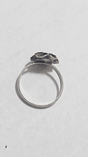 Inel vintage din argint 925 cu piatră cat s eye albastră, model floral