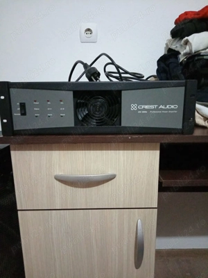 Crest audio amplificator putere 