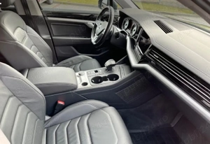 VW Touareg 2019 - imagine 5