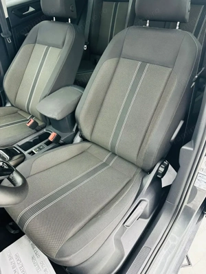 VOLKSWAGEN T-ROC 2019 1.6D E6 Garantie 12 Luni Rate Avans 0 Doar Cu Buletinul - imagine 18