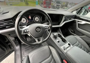 VW Touareg 2019 - imagine 7