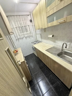 Apartament de vânzare lângă metrou Piata Sudului  - imagine 5