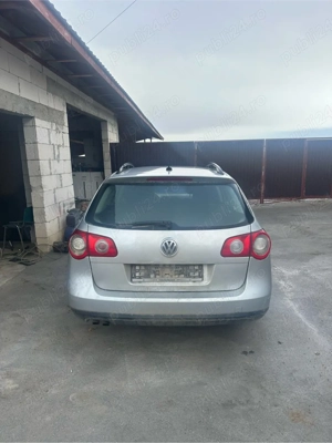 Dezmembrez Passat B6 - imagine 3