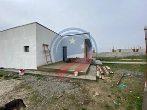 CASA 4 CAMERE PE PARTER ZONA SELGROS - imagine 3