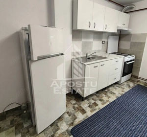 Apartament 2 camere , decomandat, 45mp utili, parter, zona Lunei - imagine 7