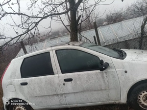 Dezmembrez fiat PUNTO MOTOR 1.2 cm benzină defect cutiei viteze radiată din circulație preț negociab - imagine 2