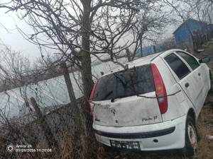 Dezmembrez fiat PUNTO MOTOR 1.2 cm benzină defect cutiei viteze radiată din circulație preț negociab - imagine 4