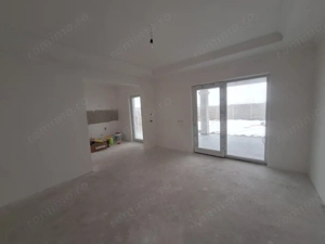 Duplex cu 5 camere, 3 bai - izolat fonic - Sacalaz - imagine 4