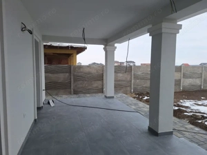 Duplex cu 5 camere, 3 bai - izolat fonic - Sacalaz - imagine 3