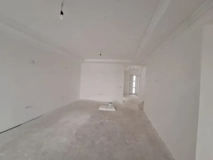 Duplex cu 5 camere, 3 bai - izolat fonic - Sacalaz - imagine 7