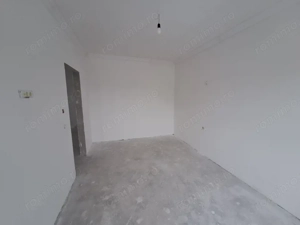 Duplex cu 5 camere, 3 bai - izolat fonic - Sacalaz - imagine 15