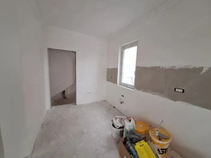 Duplex cu 5 camere, 3 bai - izolat fonic - Sacalaz - imagine 17