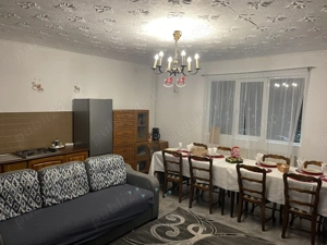 Casa tip pensiune  - imagine 7