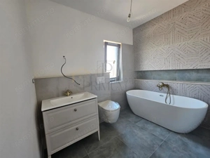 CASA INDIVIDUALA - TOATE UTILITATILE - TEREN 632MP - imagine 10