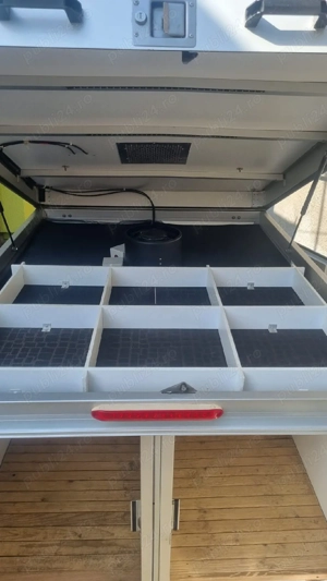 Remorca transport caini - imagine 3