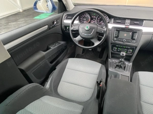 Skoda Superb SW 2.0 Diesel 140 CP An 2013 - imagine 14