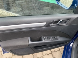 Skoda Superb SW 2.0 Diesel 140 CP An 2013 - imagine 20