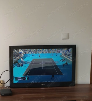 Televizor LG 32LE4500 este un LCD LED Edge Full HD 1080p de 32 de inci 