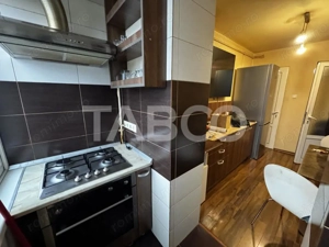 Apartament etaj 3 decomandat cu 3 camere 66 mpu pivnita Mihai Viteazul - imagine 9