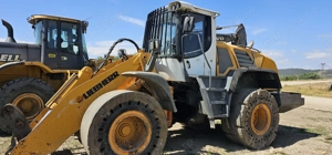  Încărcător frontal Liebherr L556