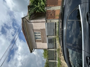 Vand casa taraneasca cu 8000 mp gradina in Salaj