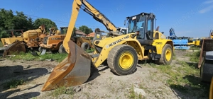 Încărcător frontal New Holland W 230 - imagine 5