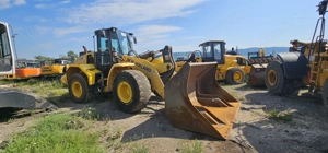 Încărcător frontal New Holland W 230 - imagine 2