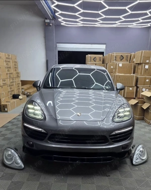 Faruri Full LED Porsche Cayenne look 2024 compatibile 2011-2023 - imagine 9
