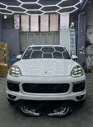 Faruri Full LED Porsche Cayenne look 2024 compatibile 2011-2023 - imagine 5