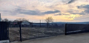 Închiriez teren Boldesti  (Rbc)