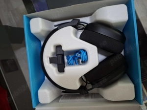 Casti Jbuds work  - imagine 2