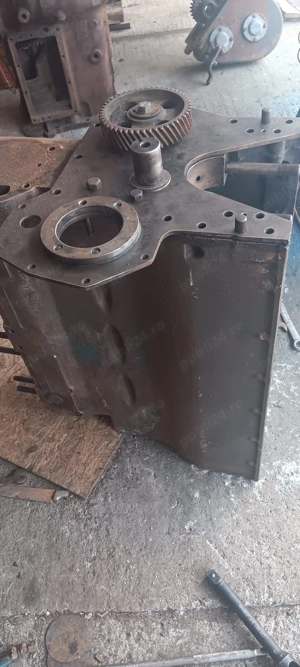 Bloc motor de tractor - imagine 4