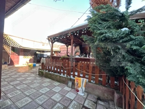 Casă individuală cu garaj, atelier, curte - zona Gh. Apostol, Hunedoara - imagine 6