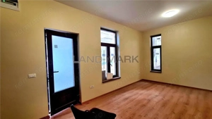 Casa cu 2 camere de vanzare ultracentral,  zona Piata Victoriei - imagine 3