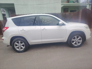 Vând Toyota RAV4 fără negociere  - imagine 2