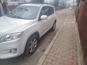 Vând Toyota RAV4 fără negociere  - imagine 3