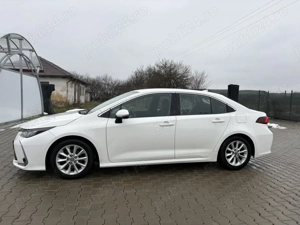 Toyota Corolla 2020 1.6 Automat - imagine 3