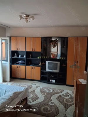 Garsonieră de închiriat 