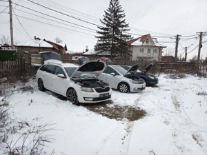 scoda turan insignia - imagine 4