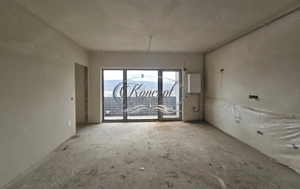 Apartament in imobil tip vila, Baciu