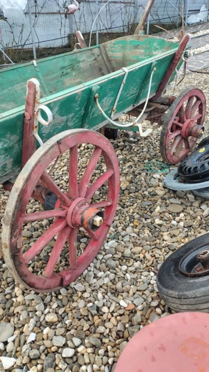 Caruta rustica veche din lemn