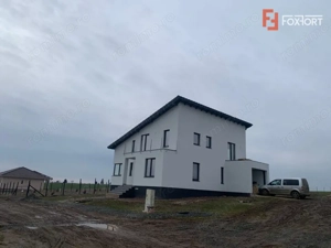 Casa individuala cu 5 camere si teren de 840 mp, Pischia - imagine 14