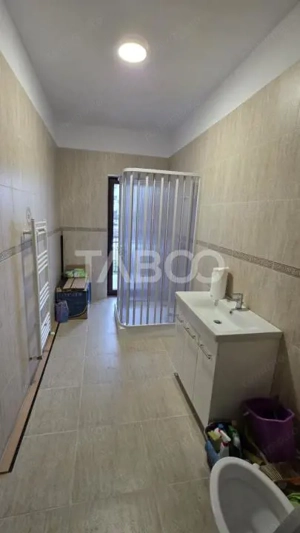 Apartament spatios 3 camere si balcon bloc nou zona rezidentiala Sebes - imagine 6