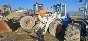 Încărcător frontal Atlas Weycor AR 95E - imagine 2