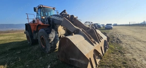 Încărcător frontal Doosan DL550 - imagine 9