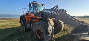 Încărcător frontal Doosan DL550 - imagine 2