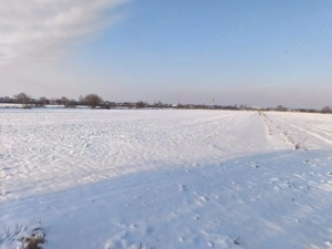 Teren intravilan, zona Scruntari, 8700mp, 30ml front stradal, Radauti