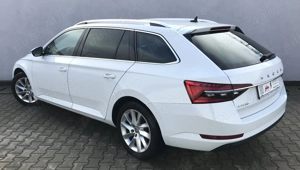 Skoda Superb 2.0 TDI 4X4 DSG Style - imagine 4