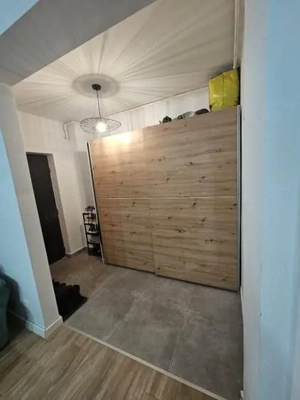 Apartament 2 camere de închiriat Mihai Bravu